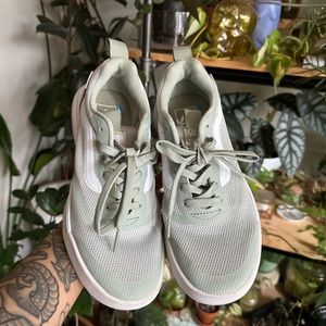 vans ultrarange rapidweld - desert sage - size 8W / 6.5M